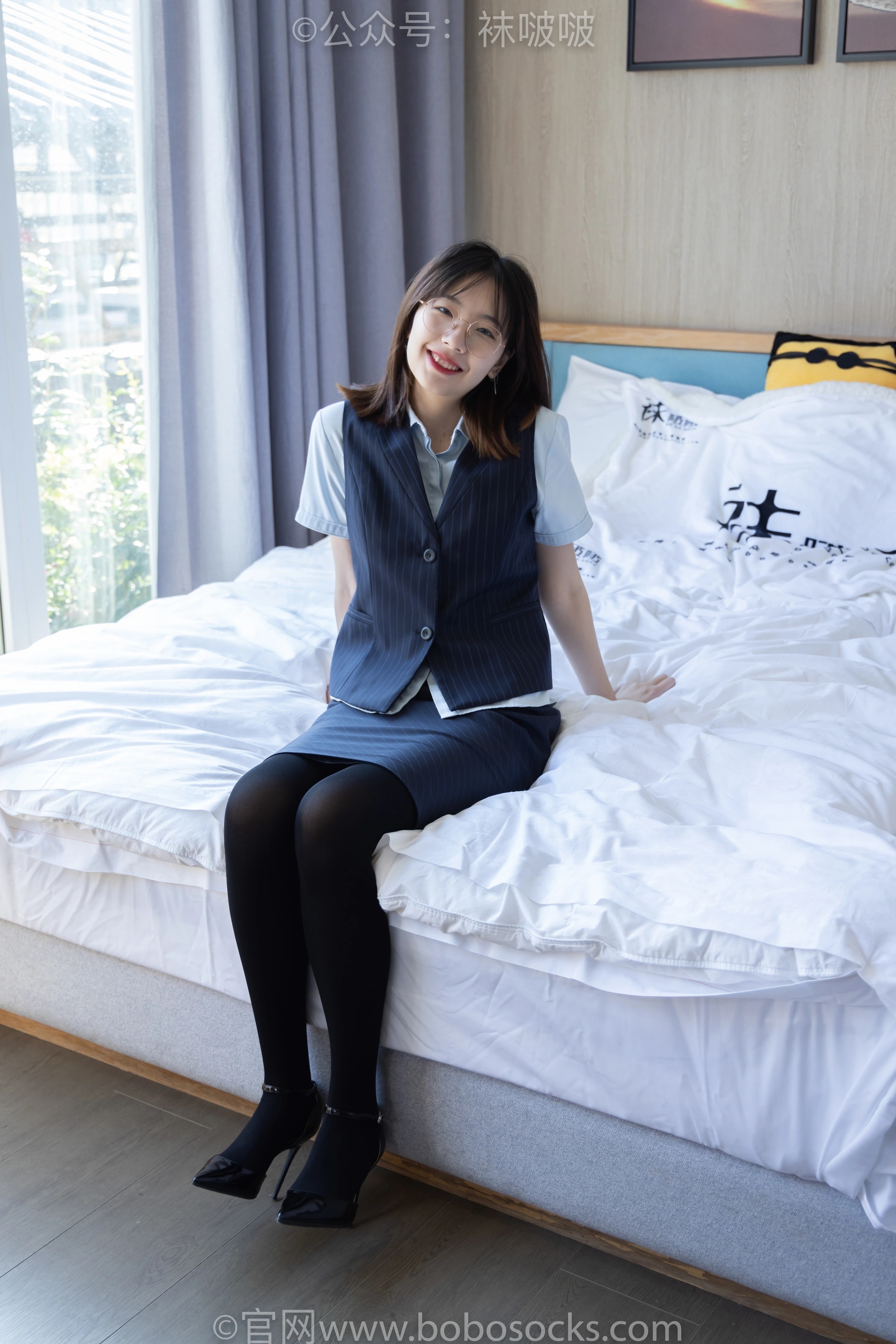 [BoBoSocks袜啵啵]NO.038 小甜豆-建行行服、高跟鞋、厚黑丝 3